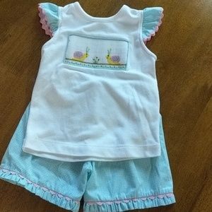 Smocked snail set